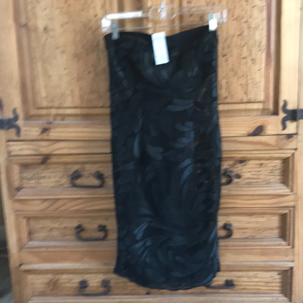 Just cleaned out all of my closets, never wore it